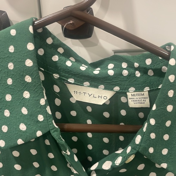 Vintage green polka dot, sleeveless dress, side zipper, size med, pleated skirt - Picture 2 of 7